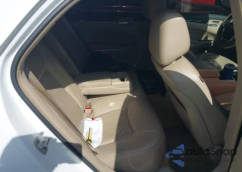 2011 Chrysler 300 Limited z USA, uszkodzony, nr VIN 2C3CA5CG1BH585609